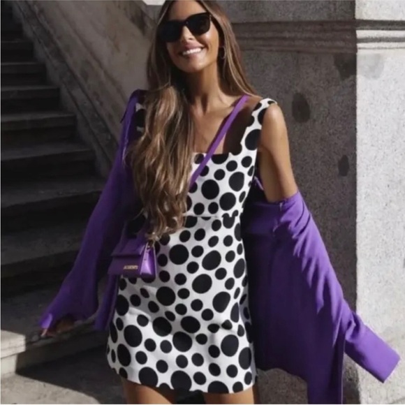 Zara polka dot mini dress LIMITED
EDITION, Bloggers favorite!!! - Picture 4 of 15